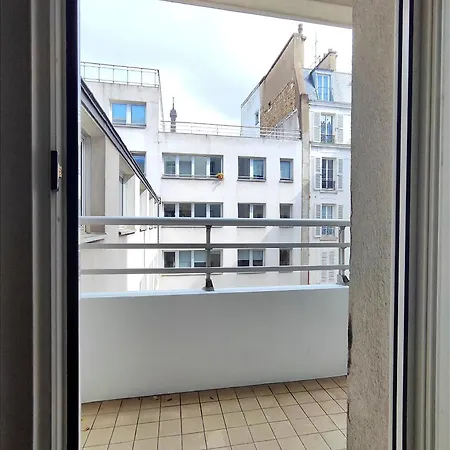 Rue Nocard - 7 *